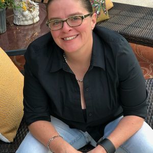Meet your Posher, Lisa